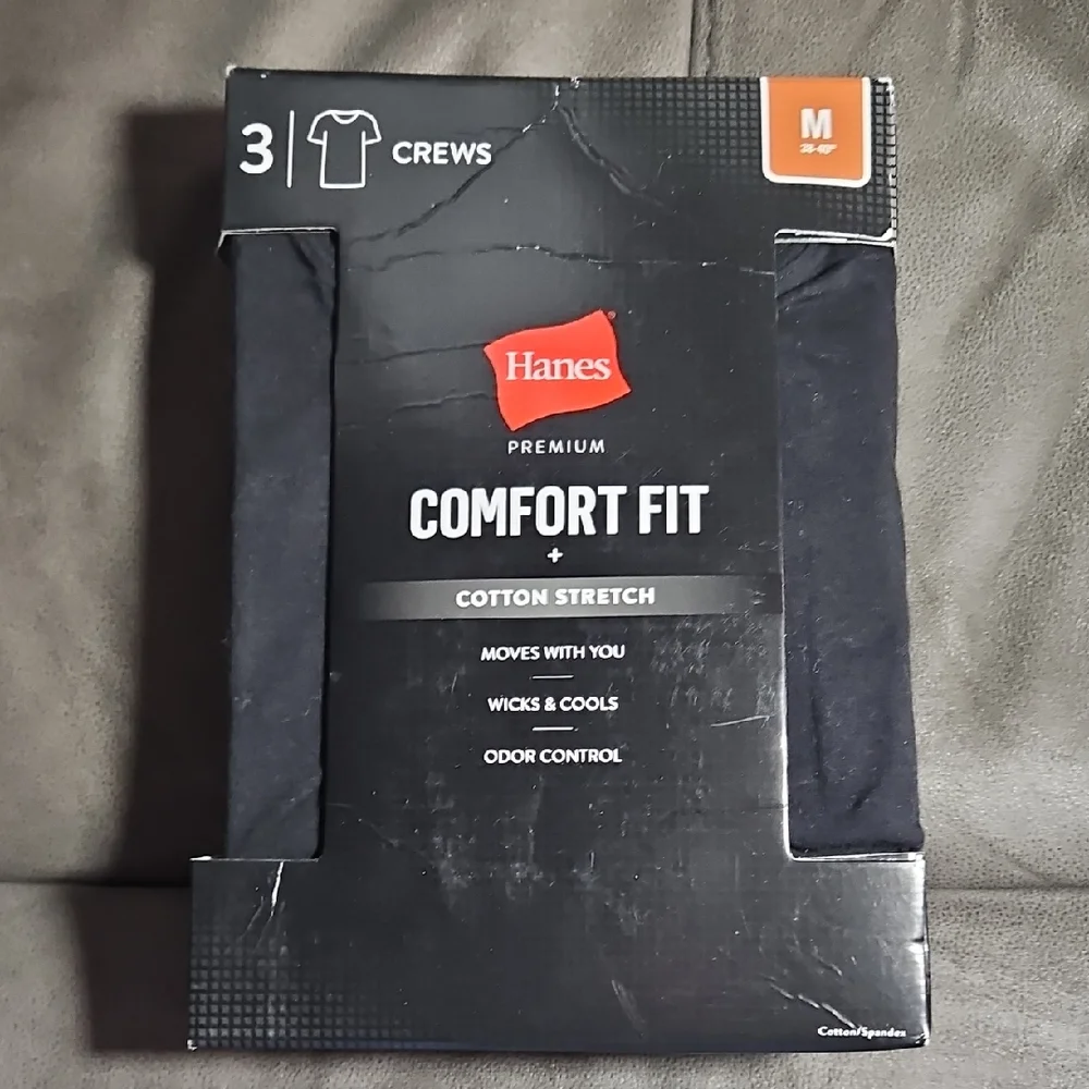 Hanes Premium Black Comfort Fit Cotton Crew Undershirts New Medium